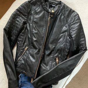 Black Cropped Leather jacket